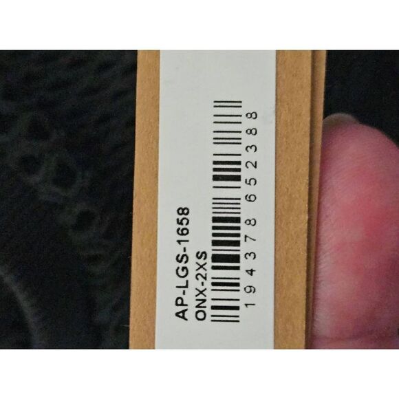 Skims mesh cropped tee Nwt - Picture 8 of 9